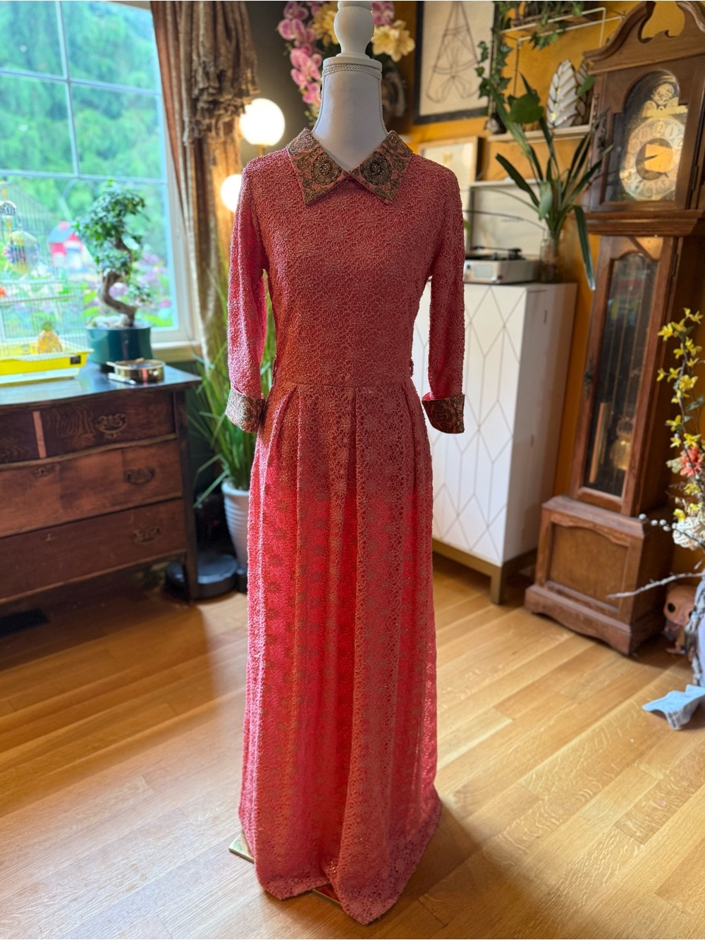 Vintage-Inspired Coral Lace Maxi Dress with Embellished Collar